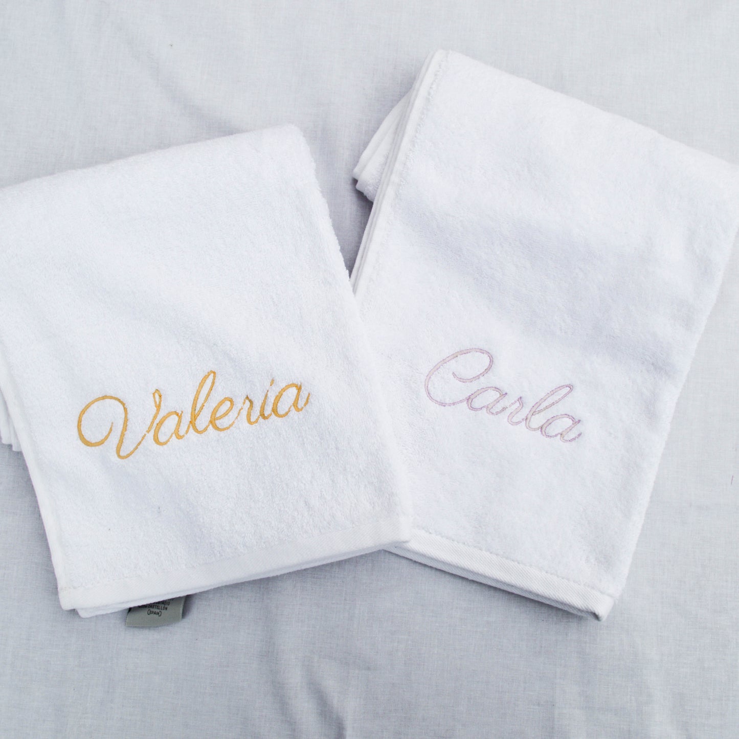 Pack pareja: 4 toallas nombre lavabo+bidet