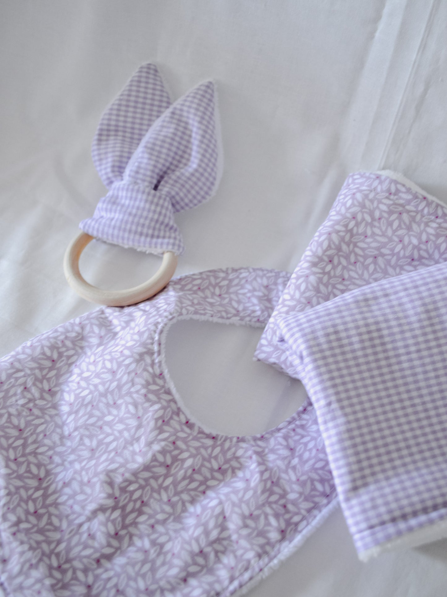 Babero Floral Personalizable