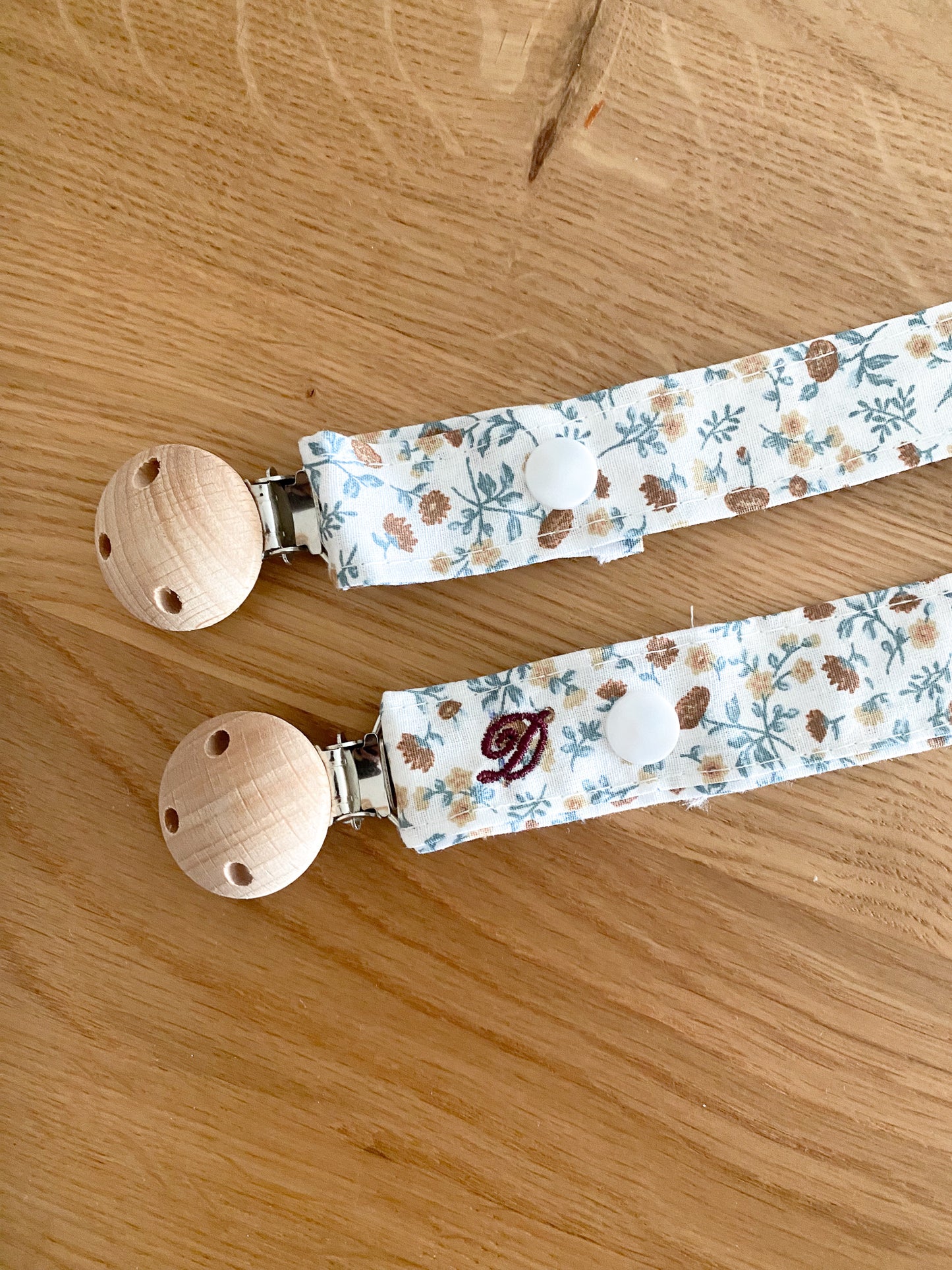 Chupetero Floral Personalizable
