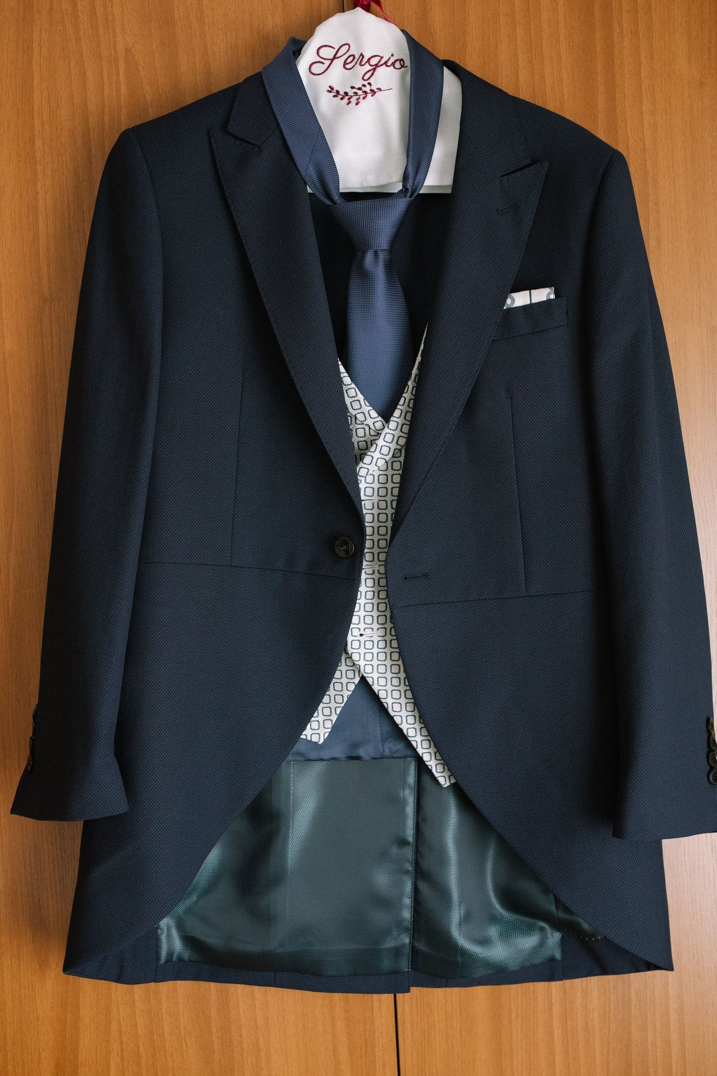 Pack Padrino: pañuelo + percha