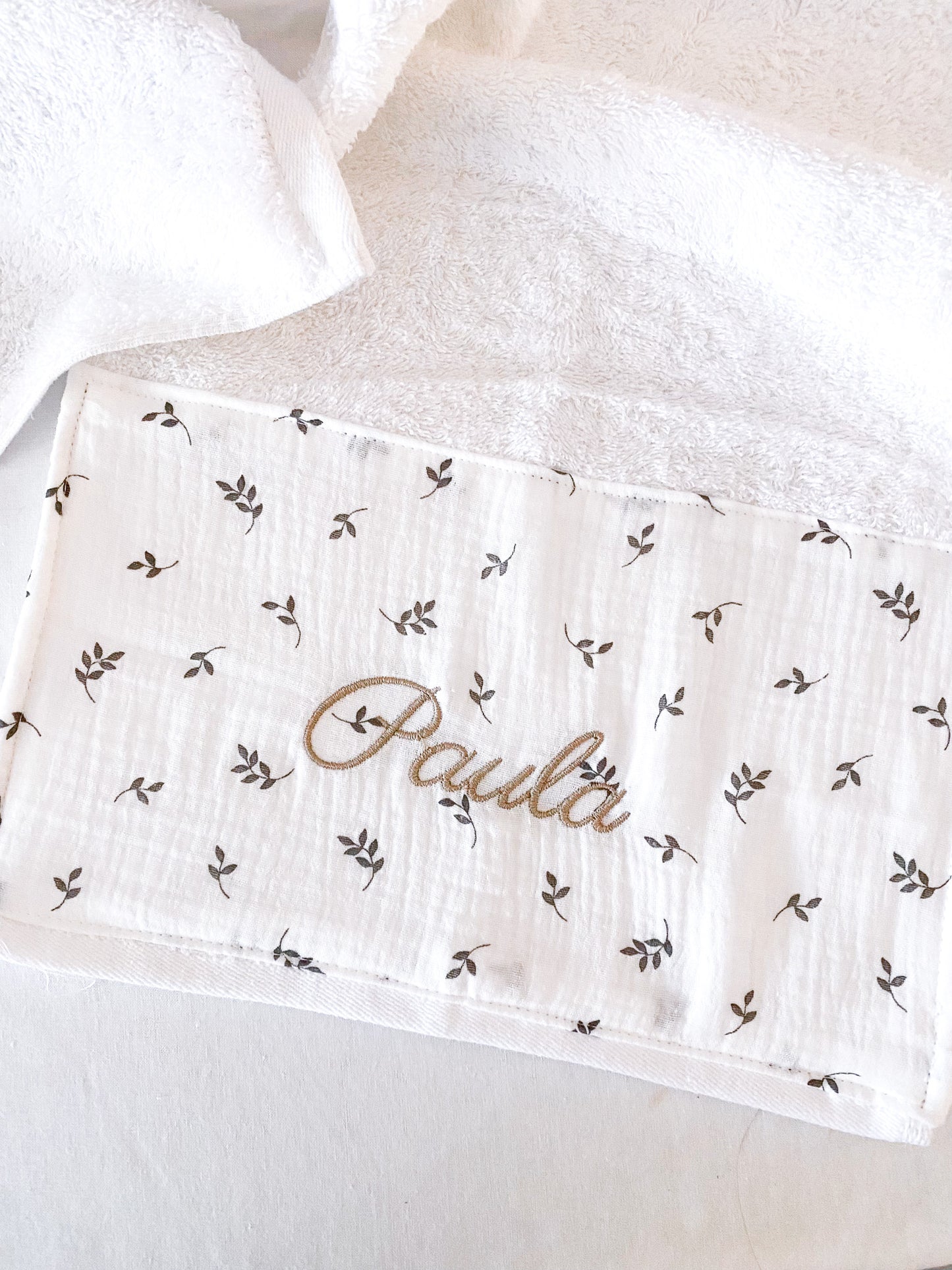 Toalla personalizada con tela y nombre
