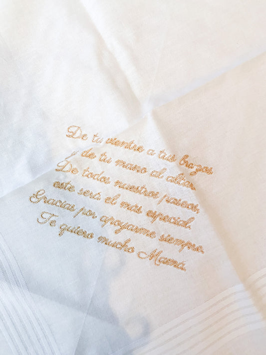 Pañuelo bordado madrina beige (Outlet)