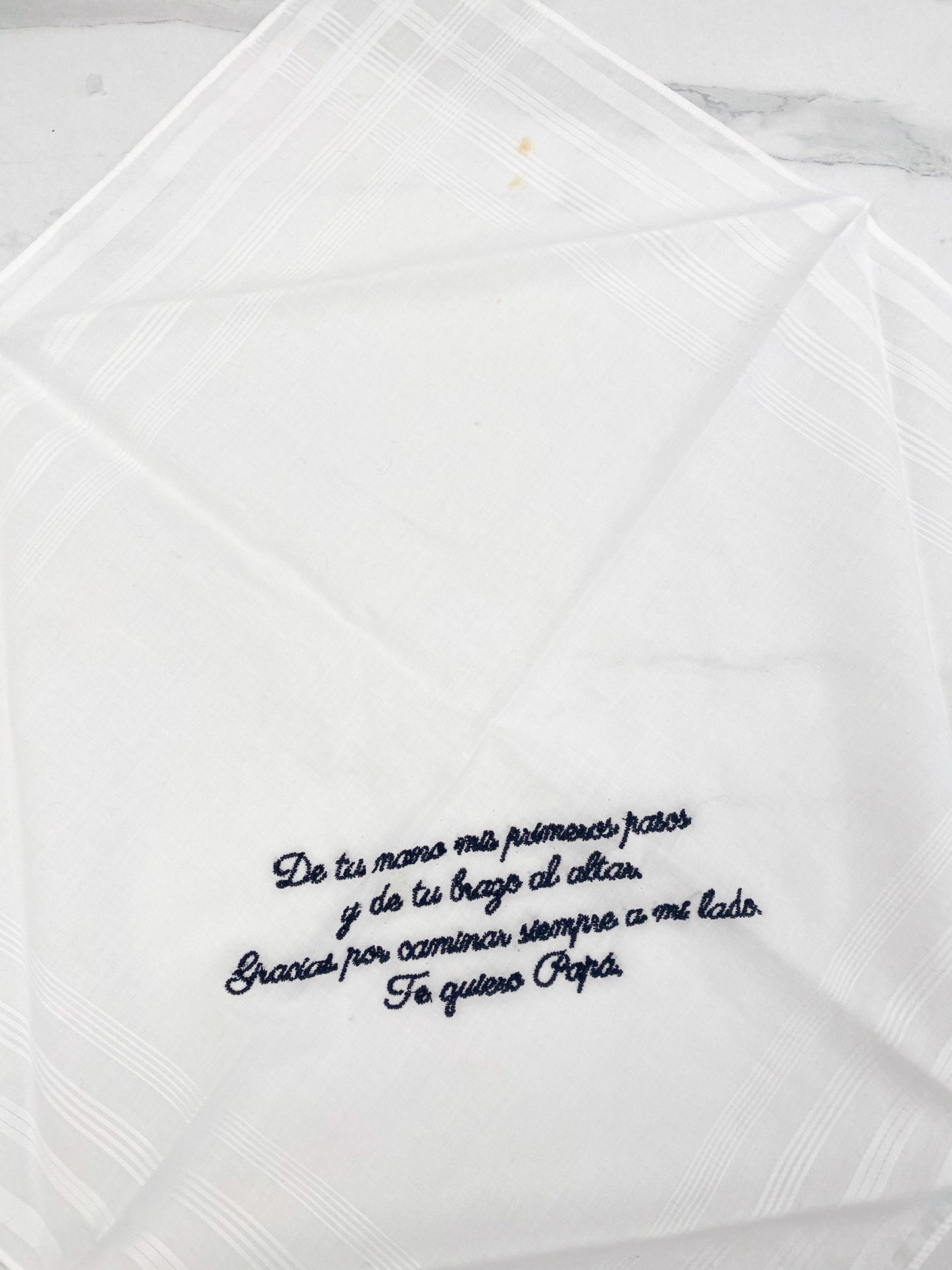 Pañuelo bordado padrino negro (Outlet)