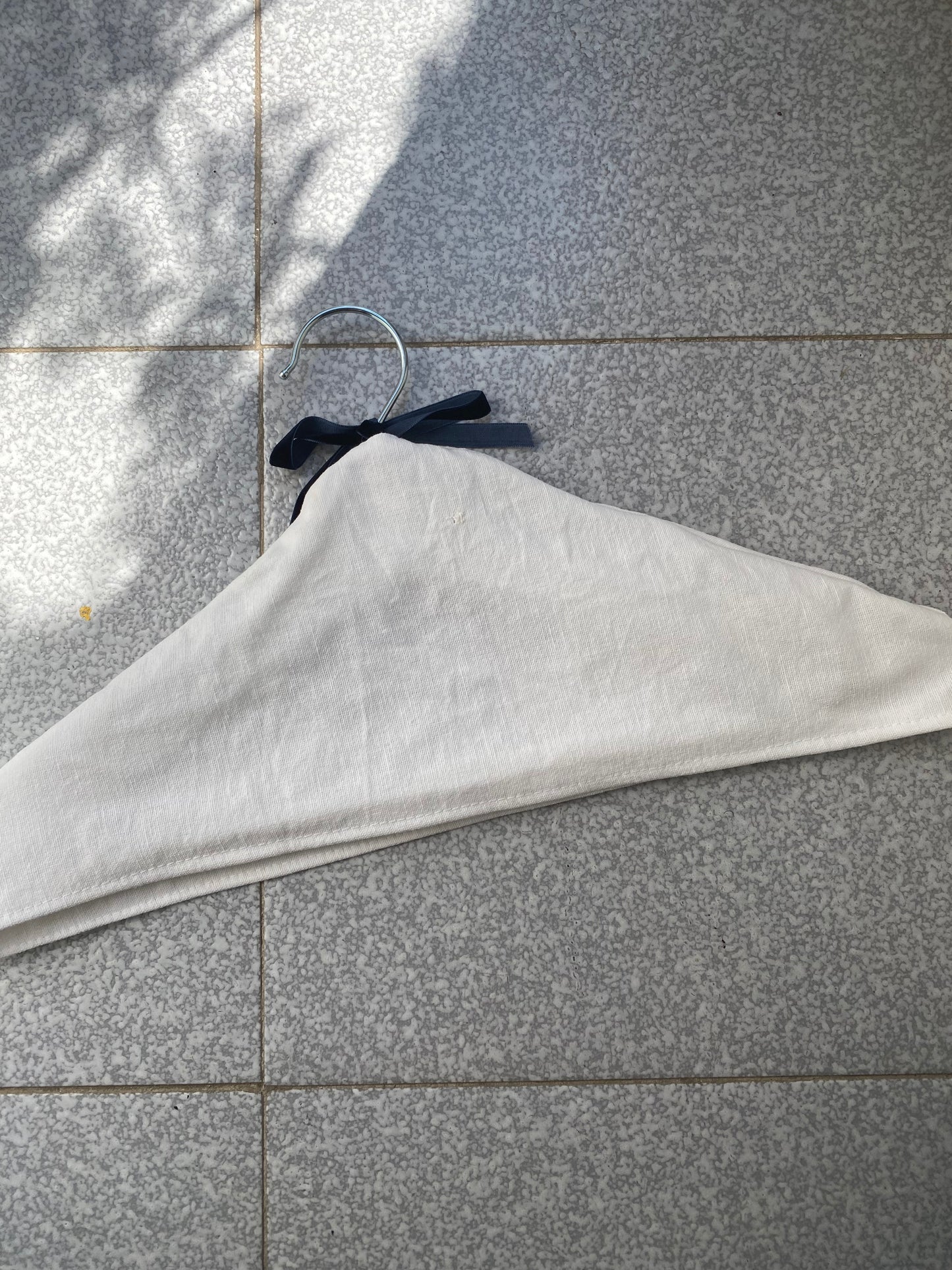 Forro para percha bordado azul marino - Padrino(Outlet)