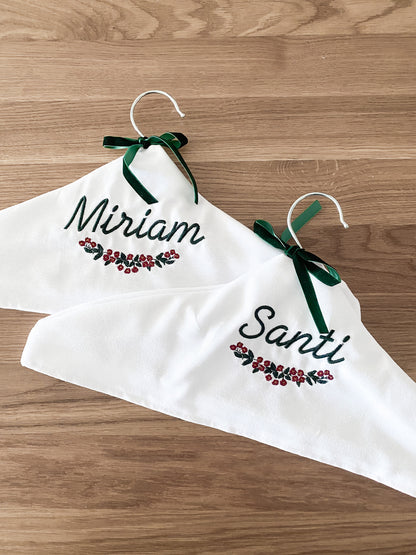 Forro para percha bordado bosque